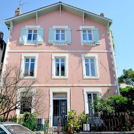 بياريتز Gambetta Stylish 2 Bedrooms Apartment - Between Beach & Fresh Market المظهر الخارجي الصورة